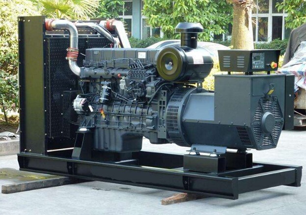 普宁全新本田150kw大型柴油发电机组